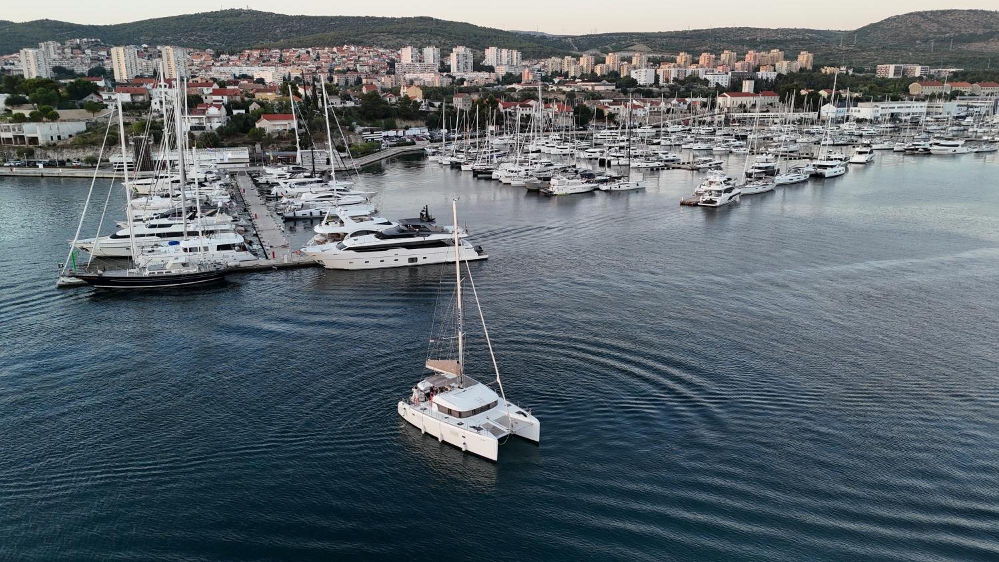 Hotel Basic Mansion + à Šibenik Extérieur photo